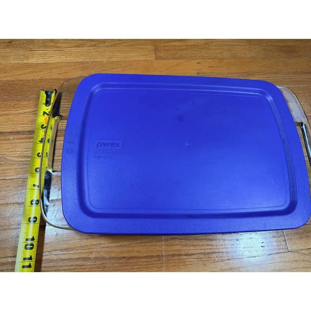 Pyrex Easy Grab Glass Casserole Baking Dish 3qt. 13x9x2 W/Blue Lid New